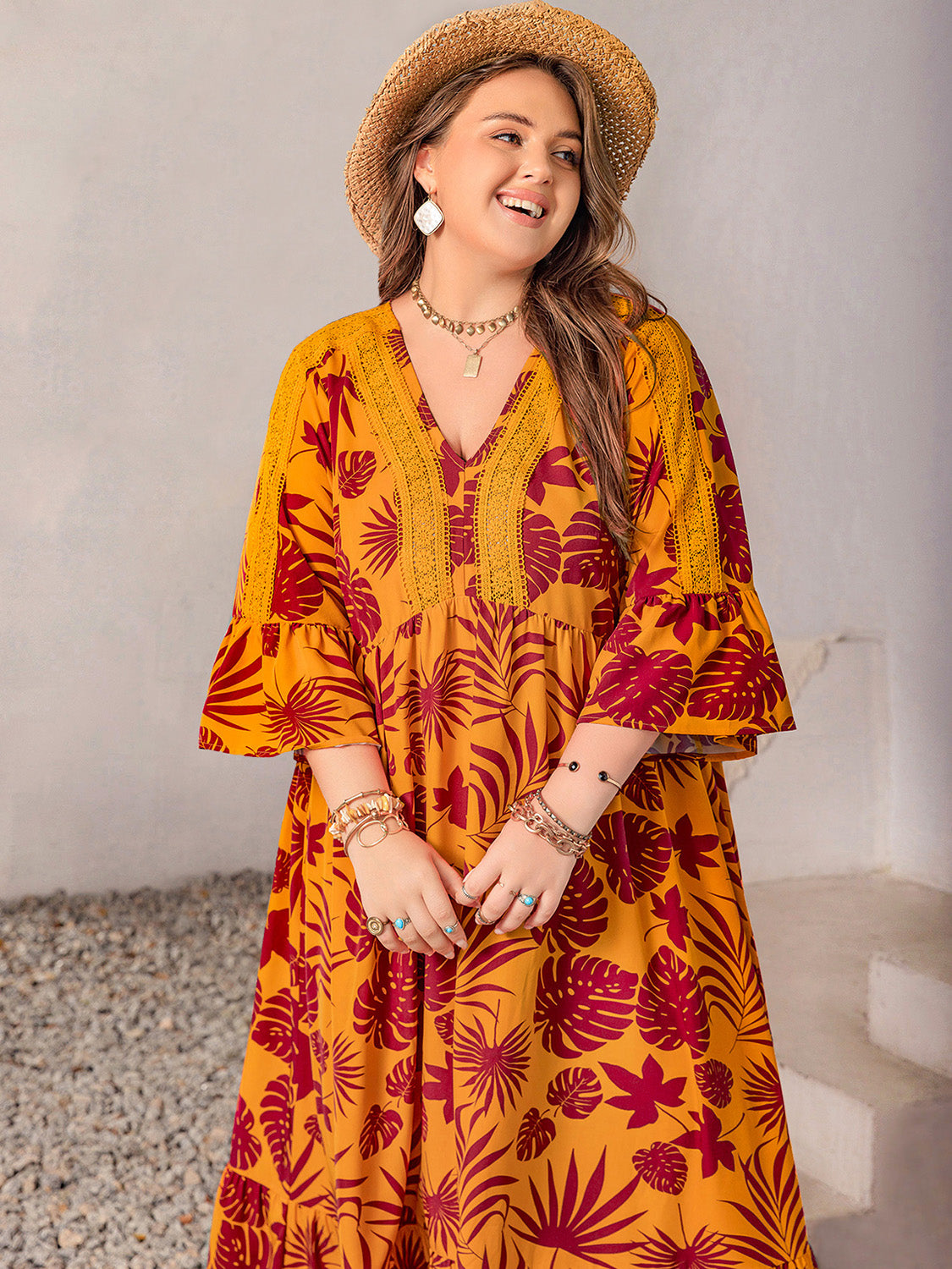 Plus Size Lace Detail Printed V-Neck Maxi Dress 