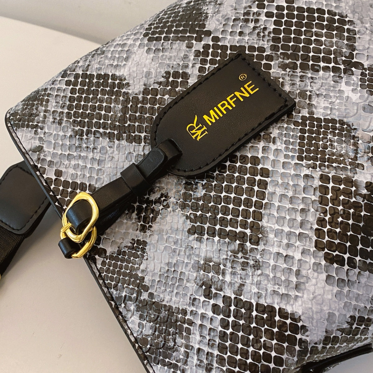 PU Leather Snakeskin Print Crossbody Bag 