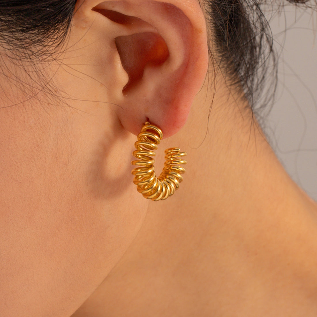 18K Gold-Plated Stainless Steel C-Hoop Earrings 