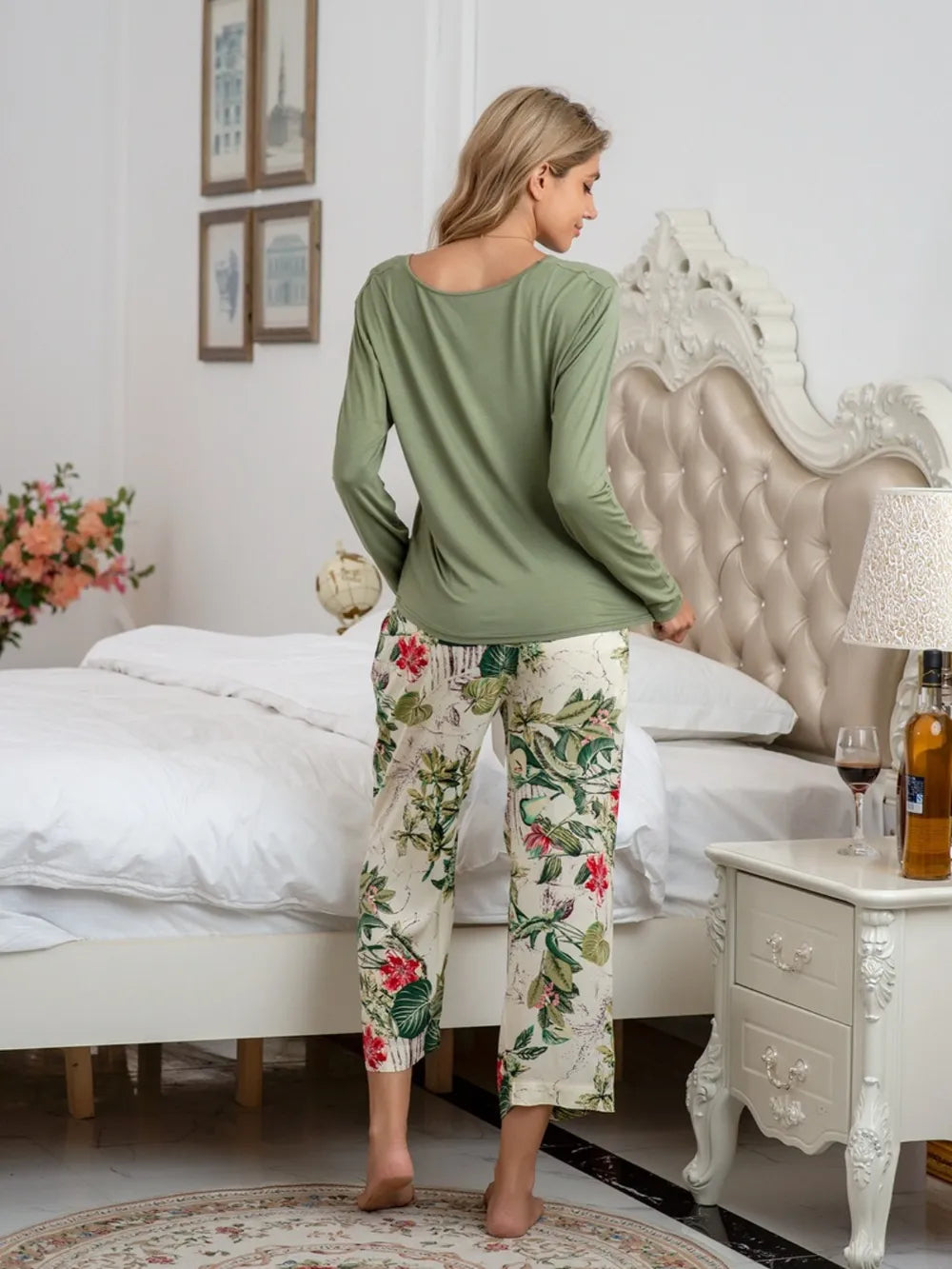 Round Neck Top and Printed Pants Lounge Set Lingerie & Nightwear