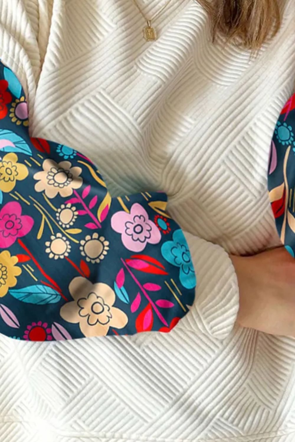 Plus Size Texture Printed Round Neck Long Sleeve Blouse 