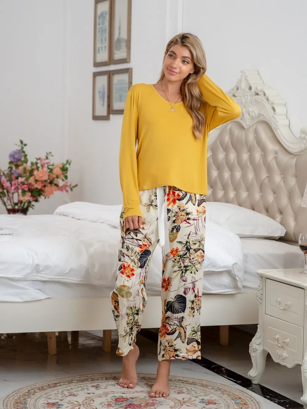 Round Neck Top and Printed Pants Lounge Set Lingerie & Nightwear