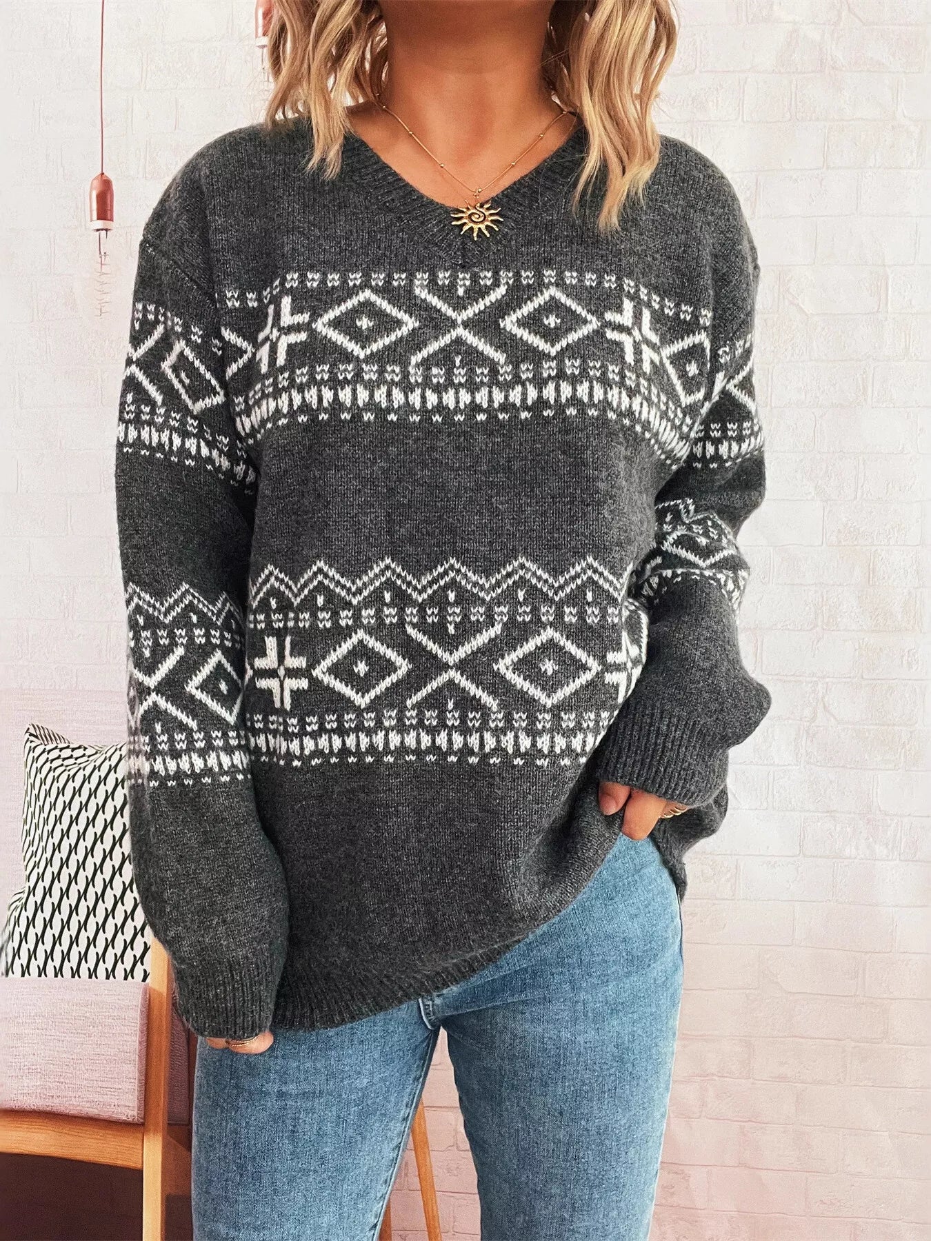 Geometric Dropped Shoulder Long Sleeve Sweater 