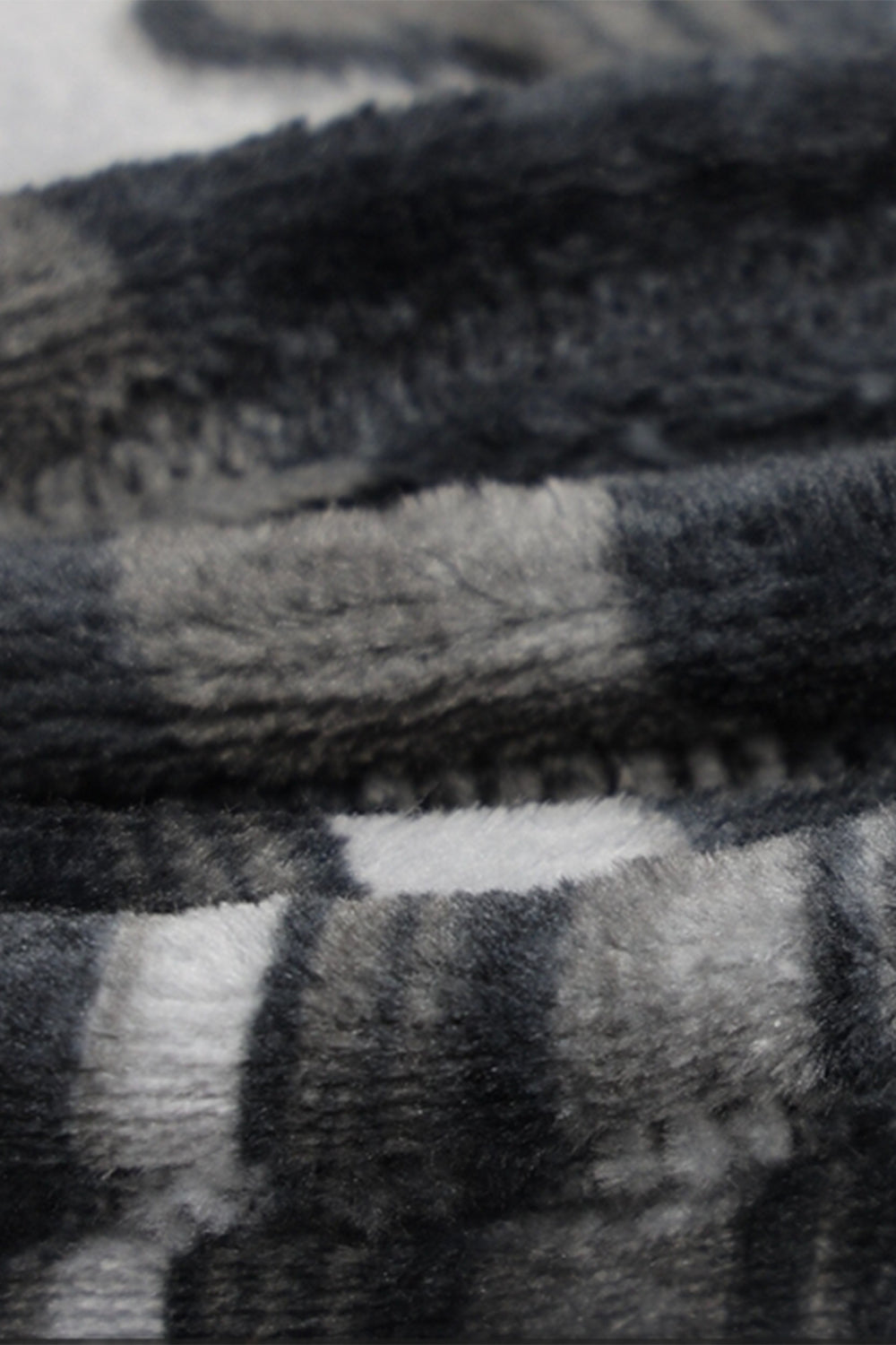 Cuddley Fleece Decorative Throw Blanket 