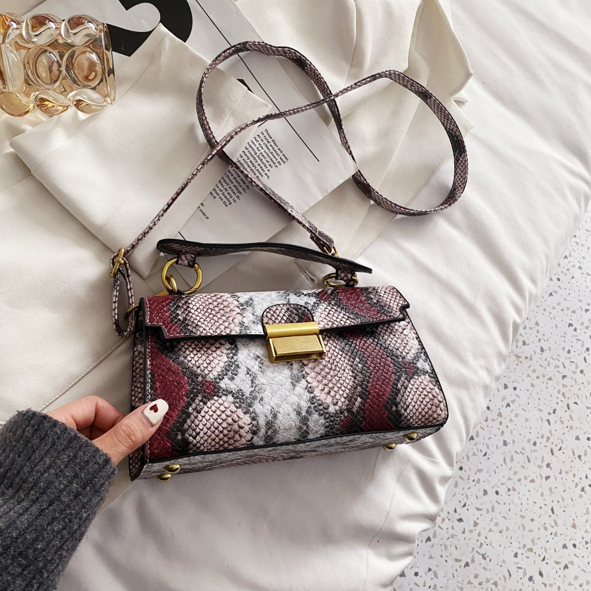 PU Leather Snakeskin Print Crossbody Bag 
