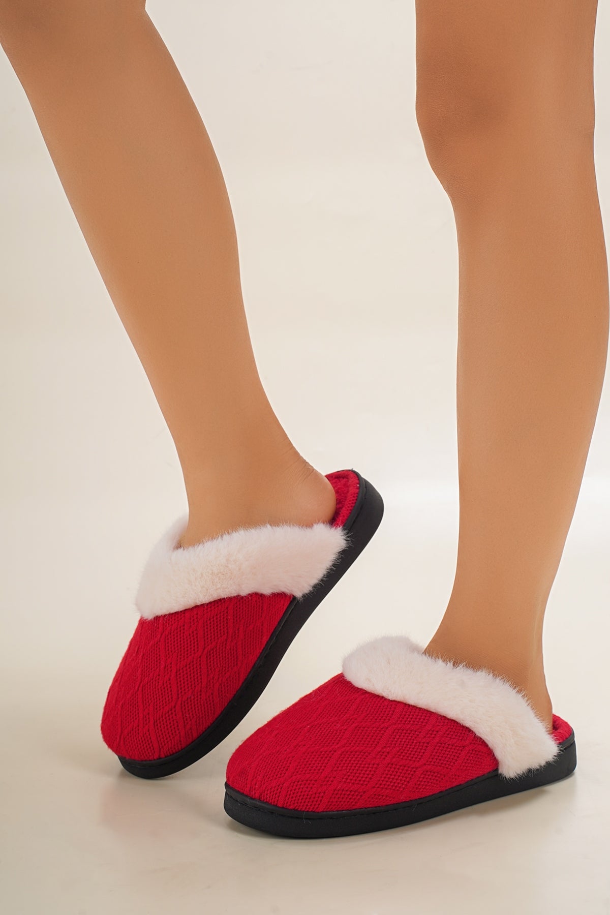 Thermal Faux Fur Round Toe Slippers 