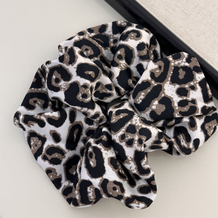 Leopard Elastic Hair Scrunchy 