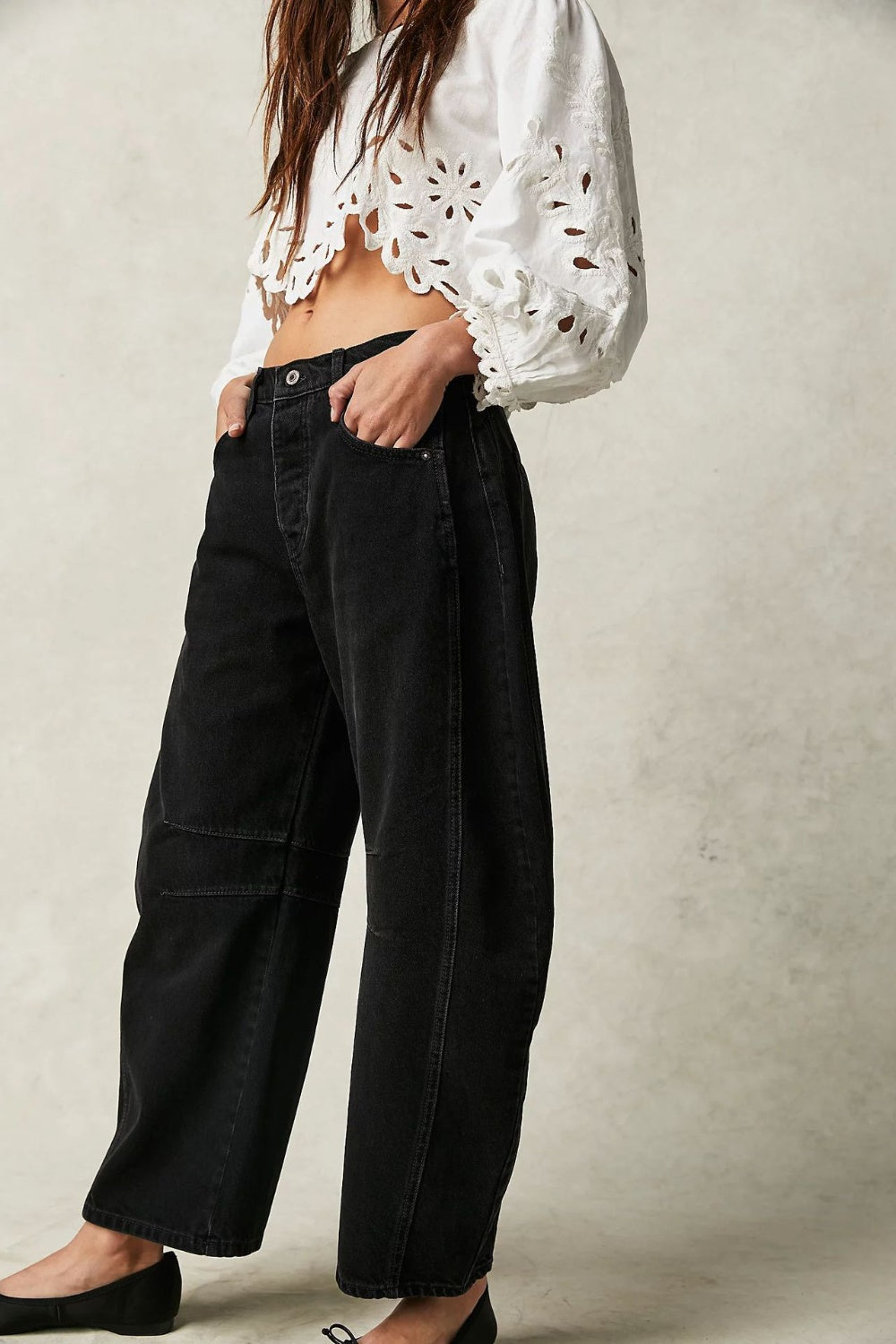 Wide Leg Jeans with Pockets 