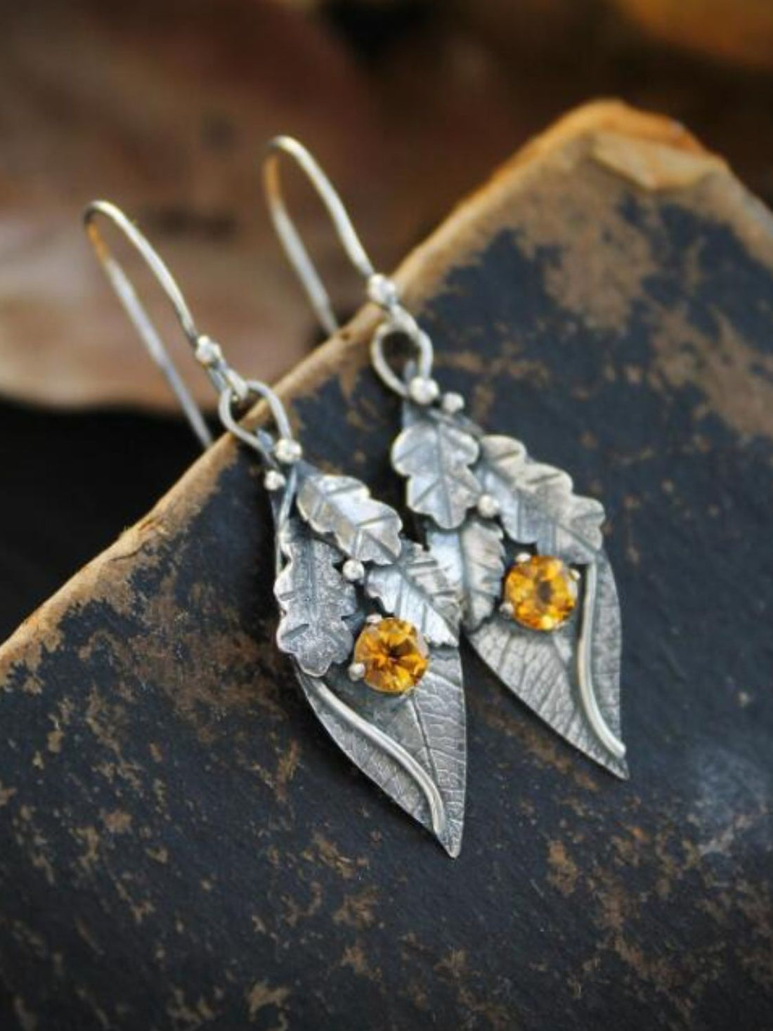 Alloy Rhinestone Leaf Shape Earrings 