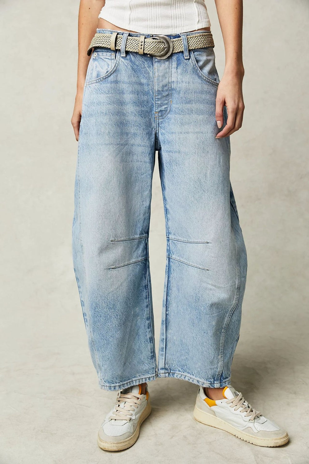 Wide Leg Jeans with Pockets 