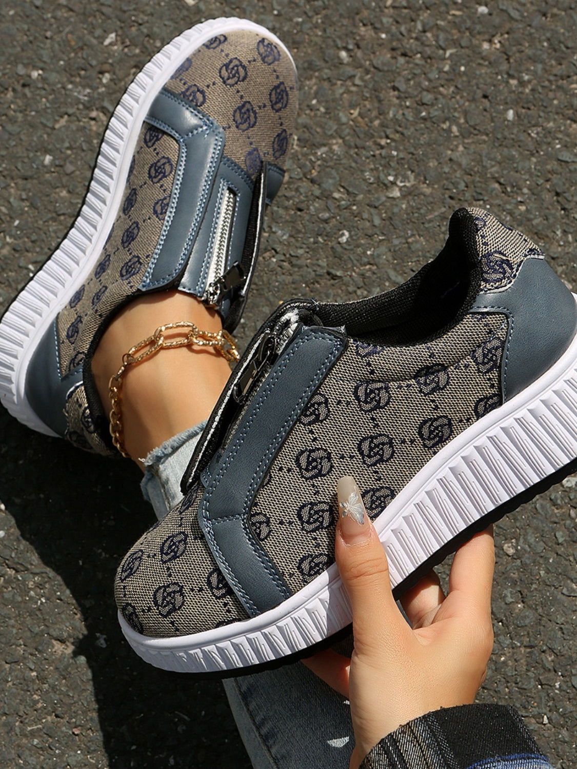 Floral Round Toe Sneakers with Zip 