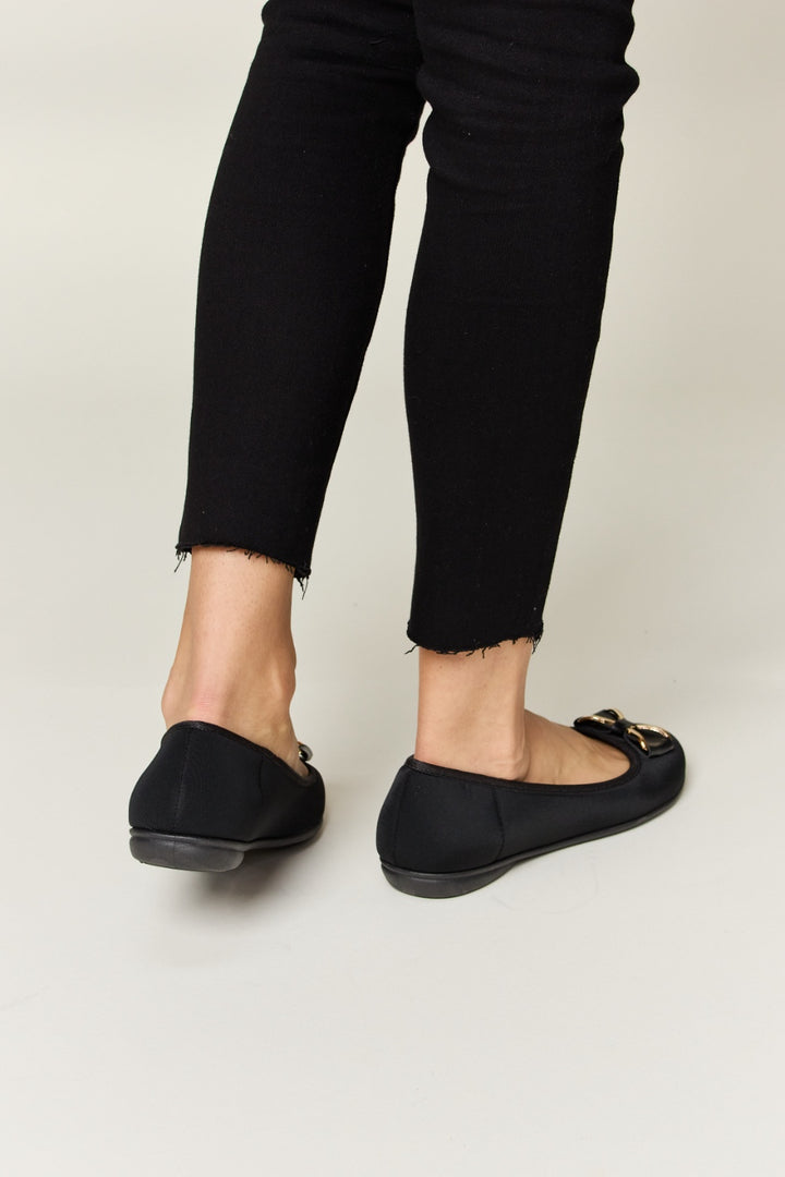 Forever Link Metal Buckle Flat Loafers 