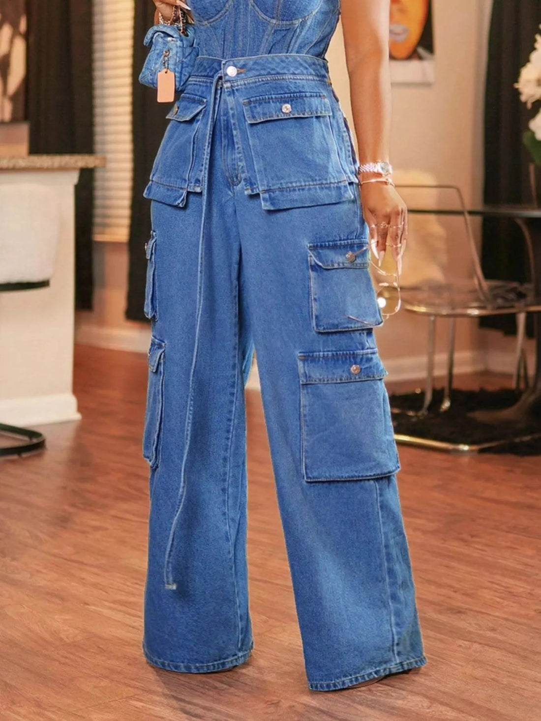 Wide Leg Cargo Jeans 