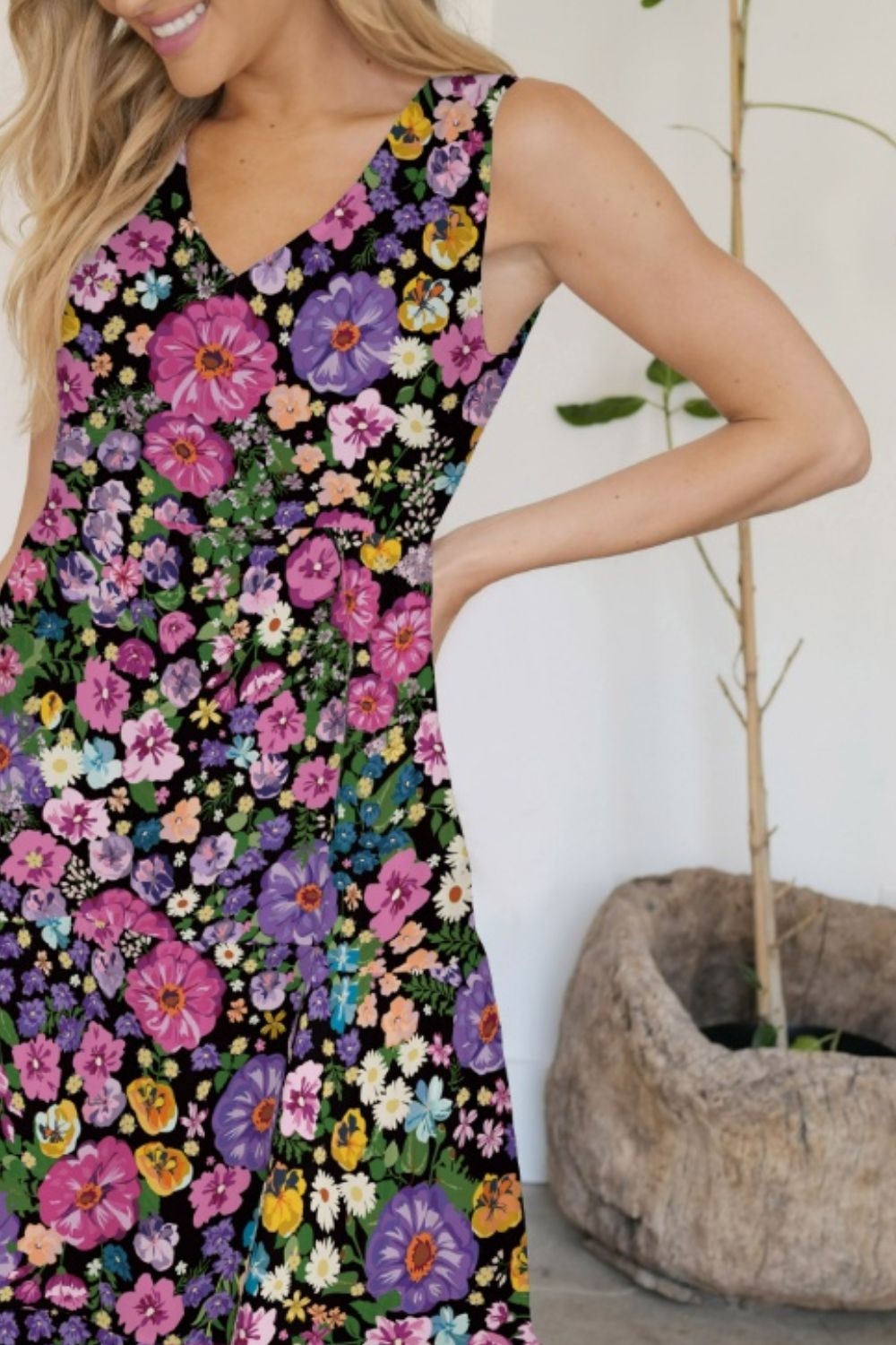 FAM-FAM Tiered Printed V-Neck Sleeveless Dress 