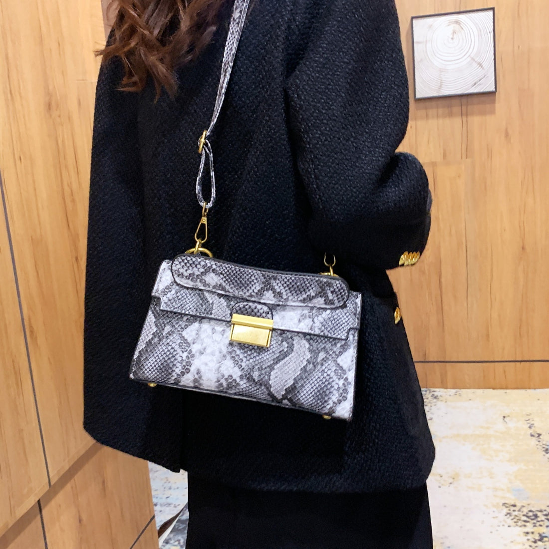 PU Leather Snakeskin Print Crossbody Bag 