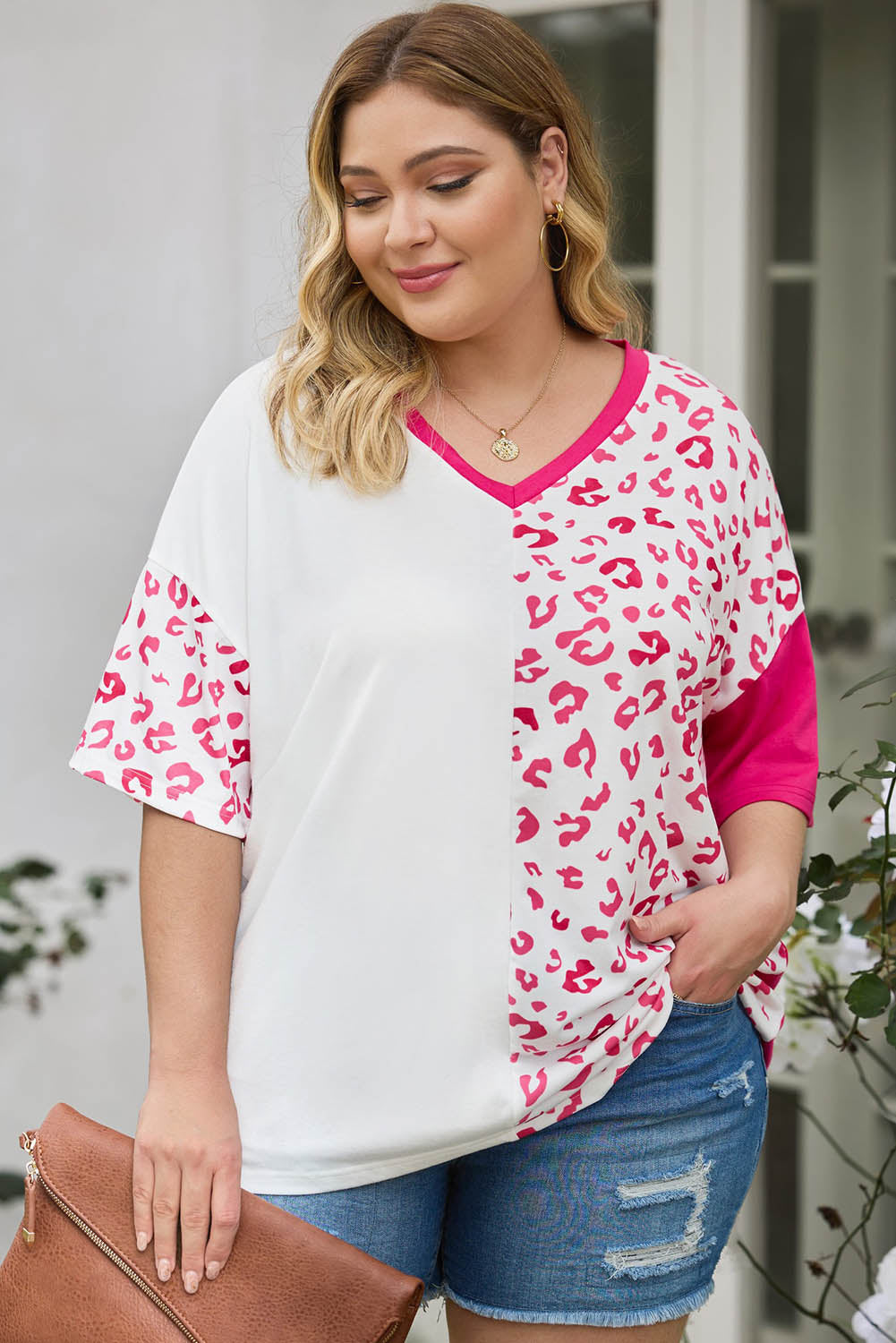 Plus Size Leopard V-Neck T-Shirt 