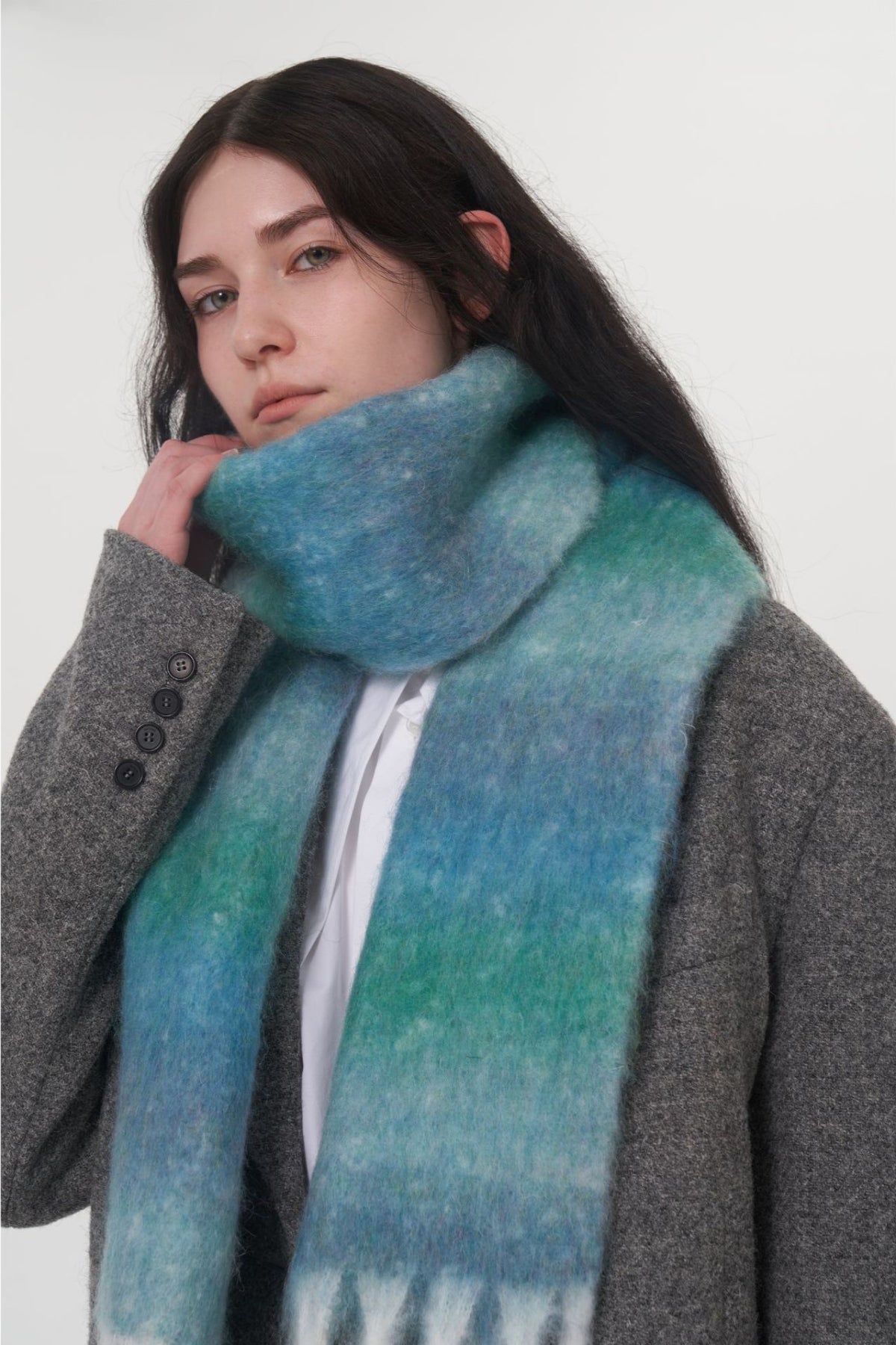 Fringe Gradient Thermal Scarf 