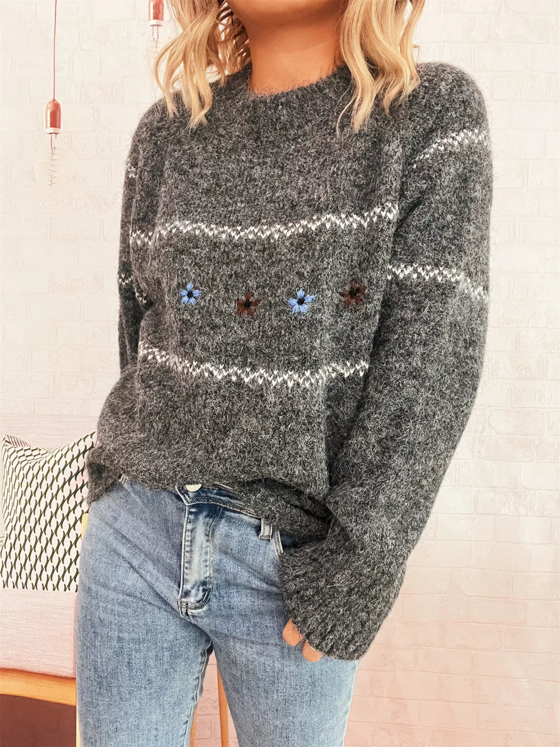 Ribbed Hem Flower Long Sleeve Sweater 