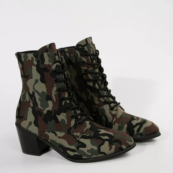 Lace Up Block Heels Boots 