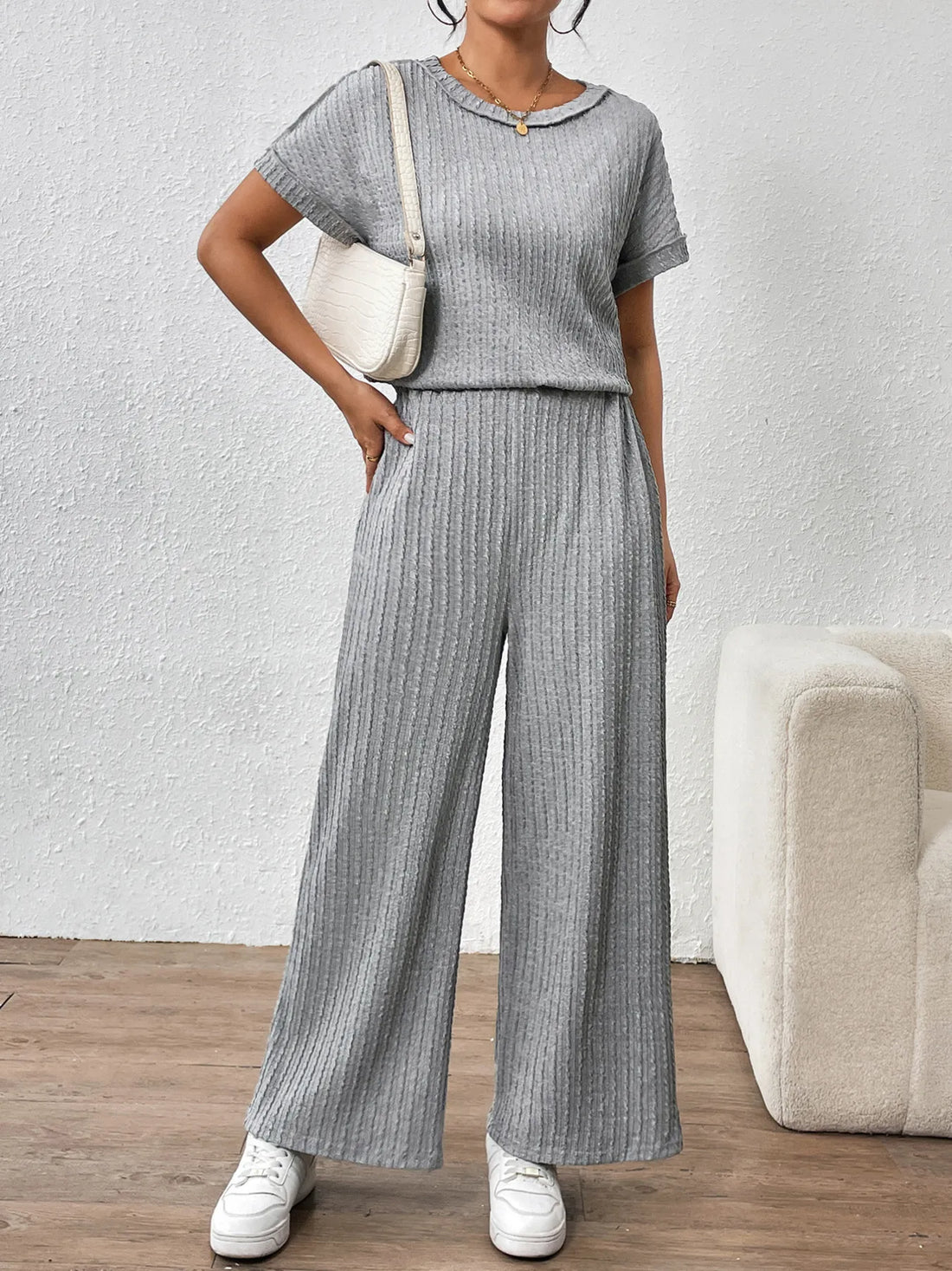 Round Neck Short Sleeve Top and Pants Set Two Piece Dresses