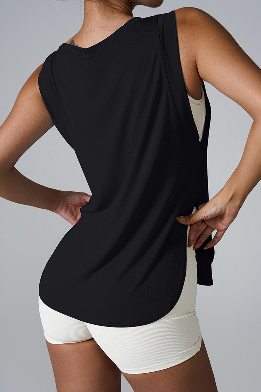 Slit Round Neck Active Tank 