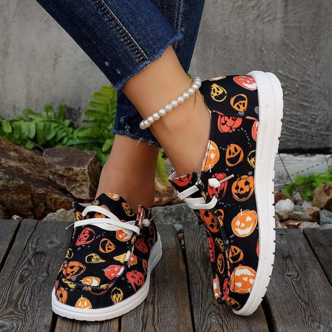 Halloween Pumpkin Print Round Toe Sneakers 