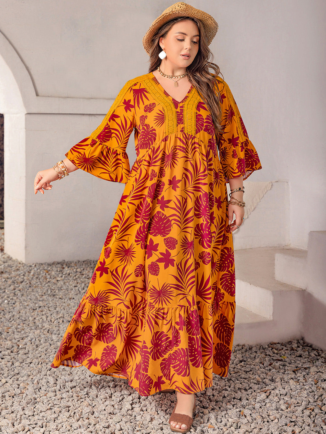 Plus Size Lace Detail Printed V-Neck Maxi Dress 