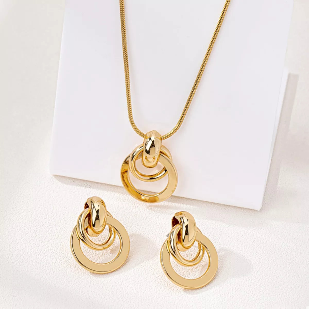 18K Gold-Plated Earrings and Pendant Necklace Jewelry Set 