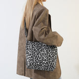 Adjustable Strap Medium Shoulder Bag 