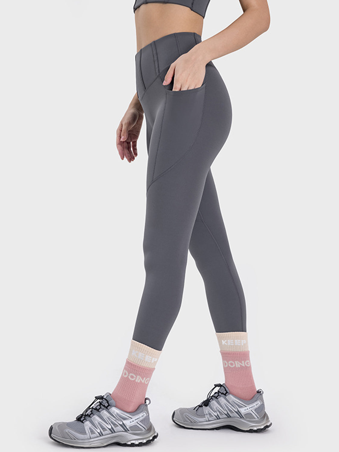 Millennia Pocketed High Waist Active Leggings 