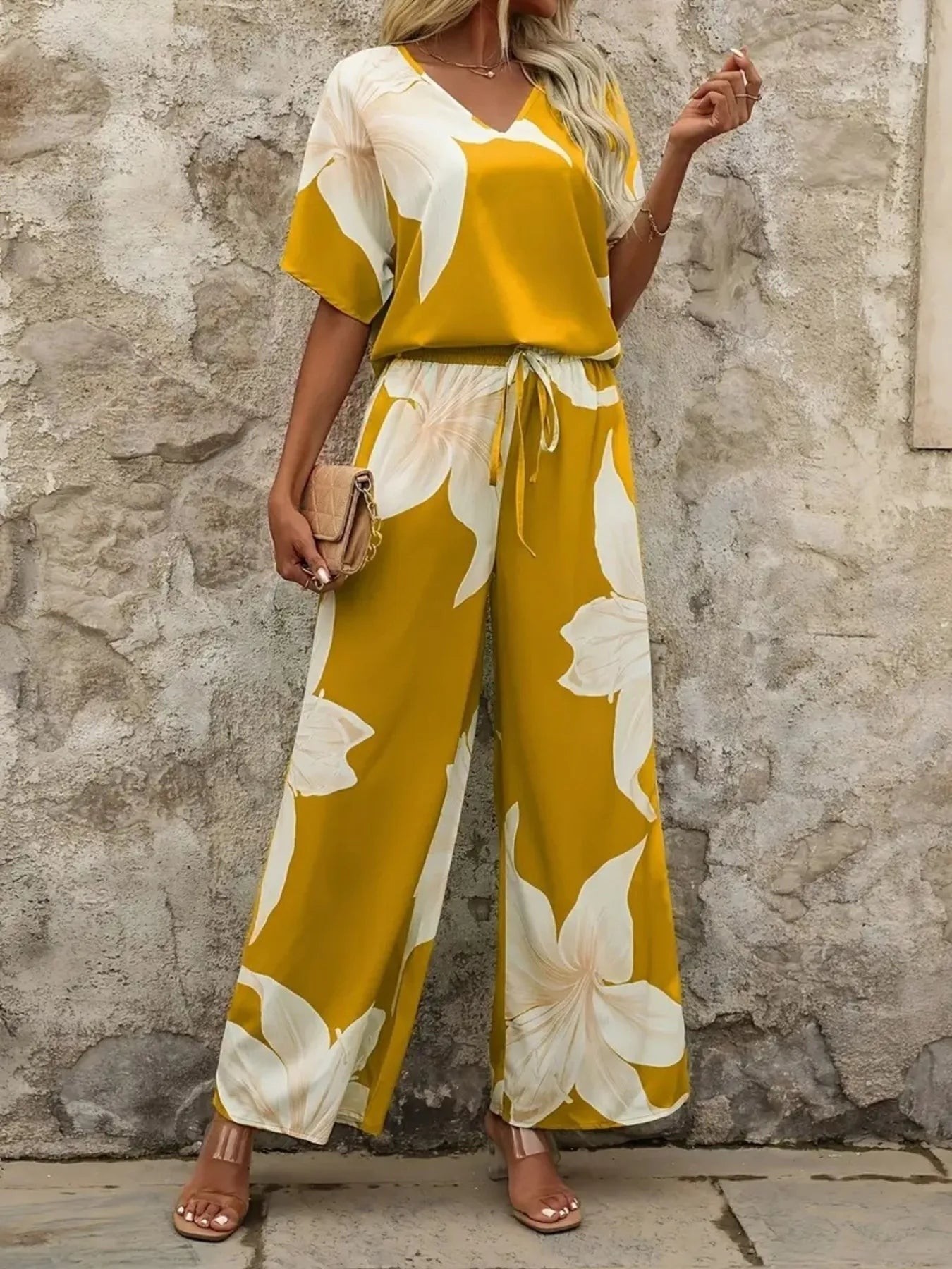 Printed V-Neck Top and Pants Set Two Piece Dresses