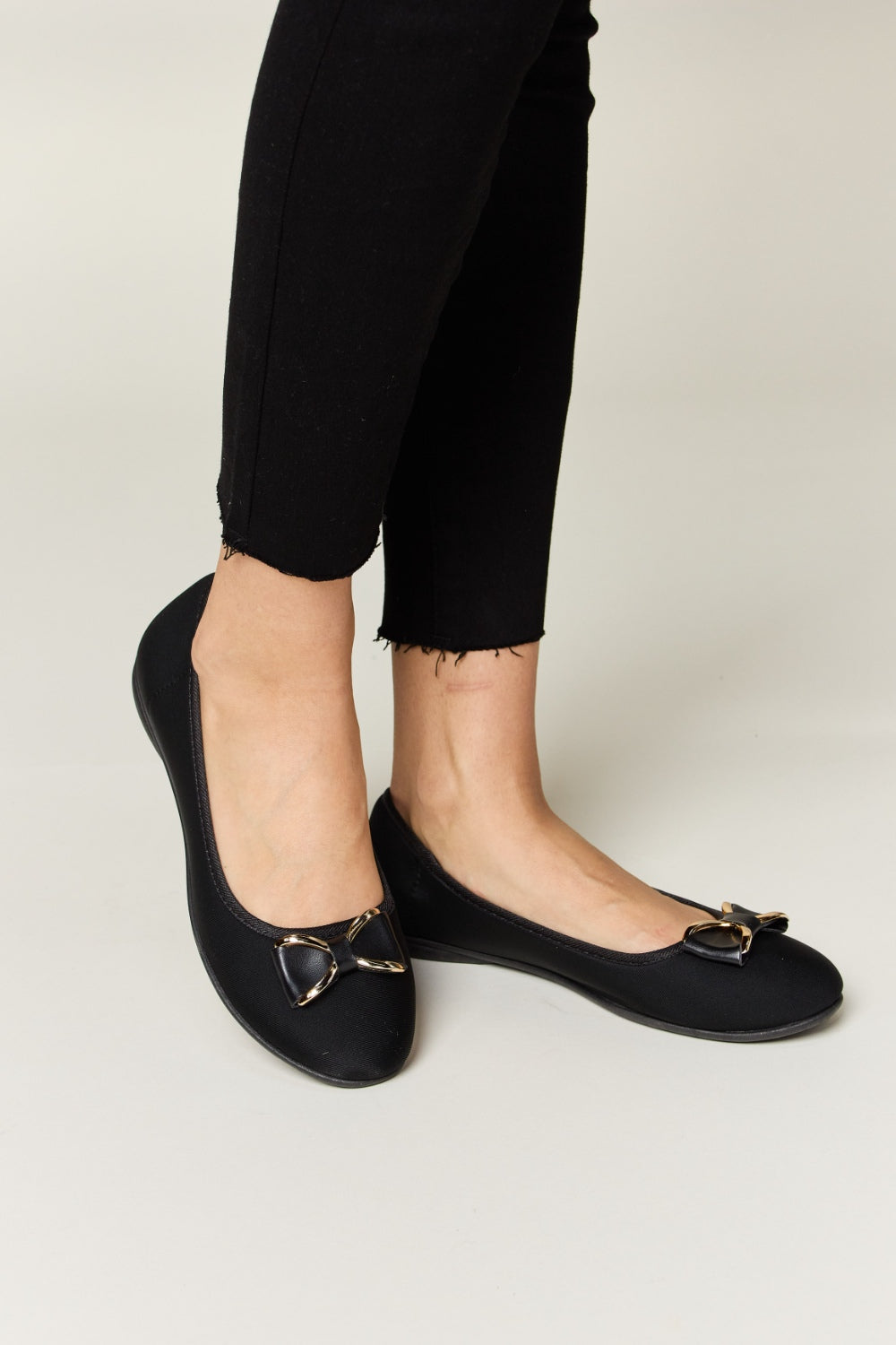 Forever Link Metal Buckle Flat Loafers 