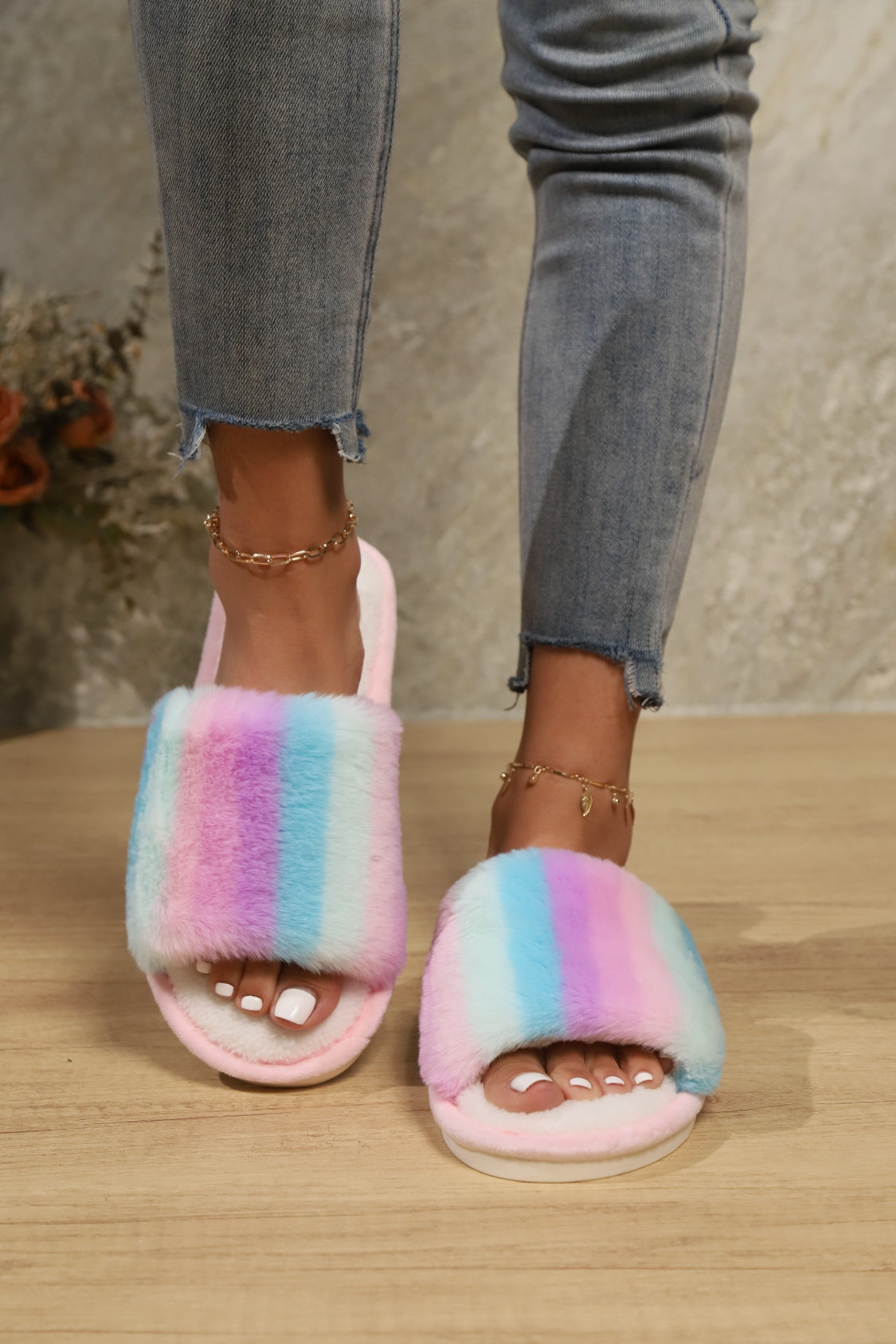 Color Block Open Toe Faux Fur PVC Slippers 