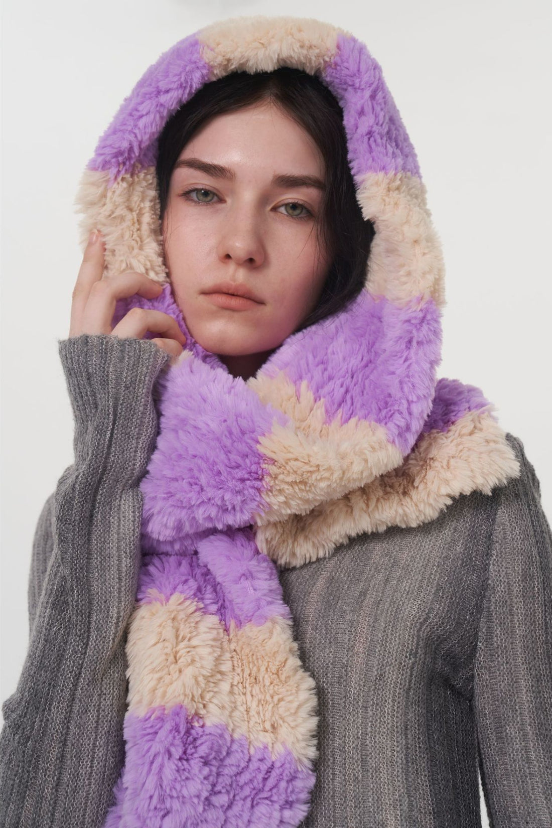 Fuzzy Contrast Striped Scarf 