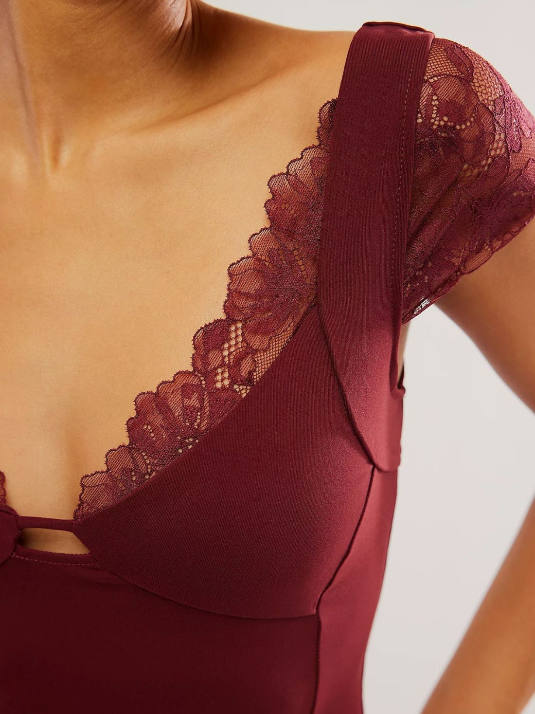 Lace Detail V-Neck Cap Sleeve Top 