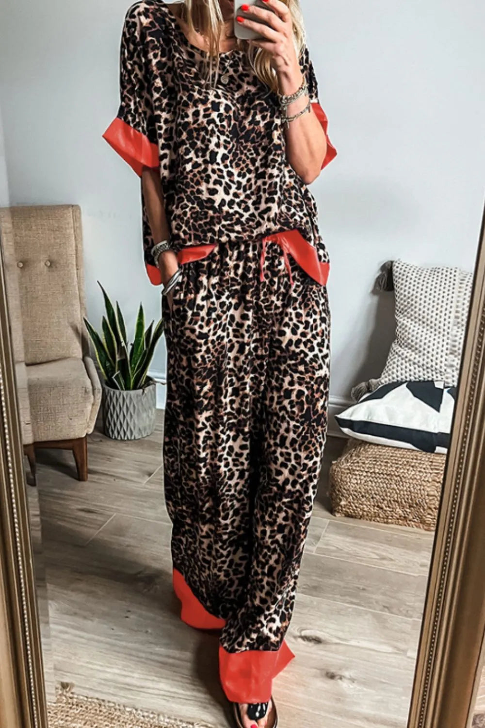 Contrast Trim Leopard Round Neck Top and Pants Lounge Set Lingerie & Nightwear