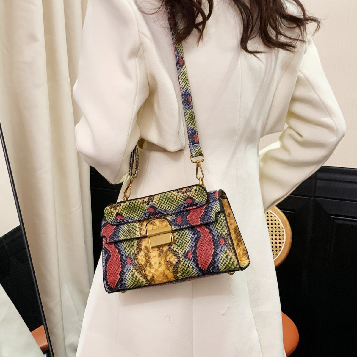 PU Leather Snakeskin Print Crossbody Bag 