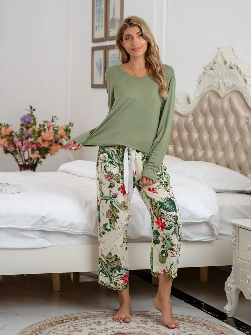 Round Neck Top and Printed Pants Lounge Set Lingerie & Nightwear