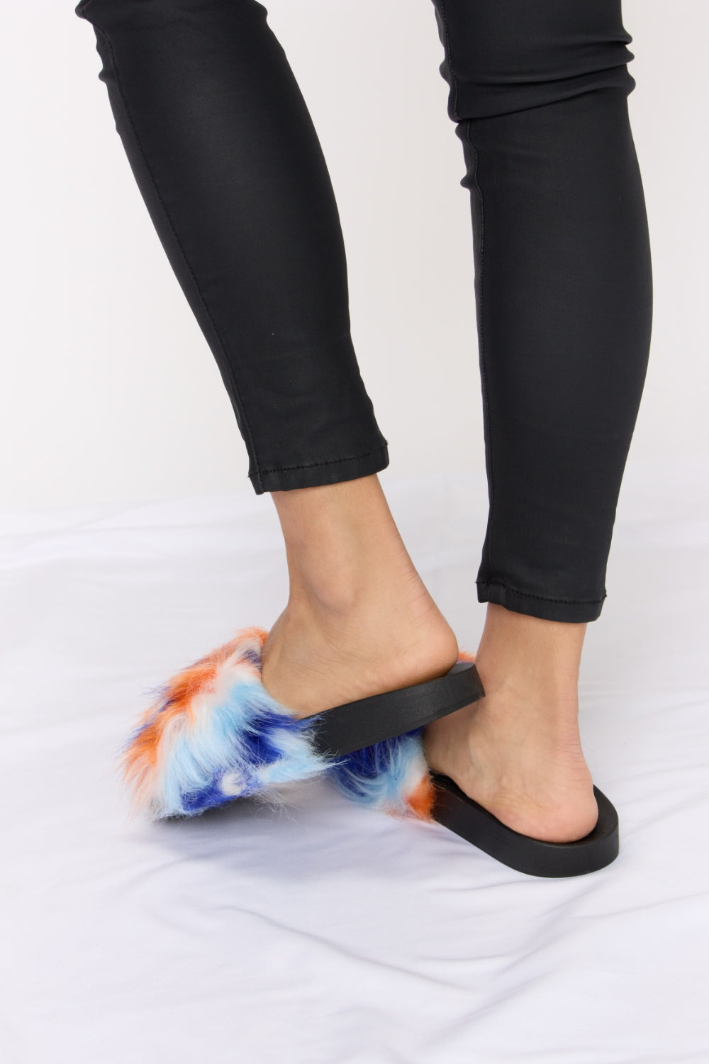 Forever Link Plush Open-Toe Sandals 