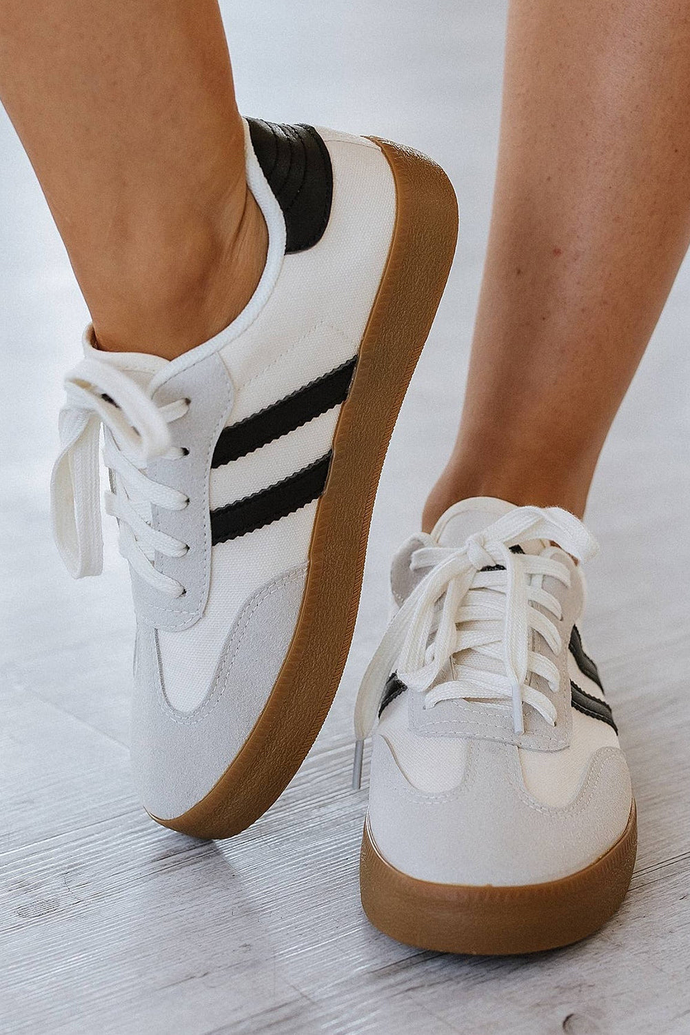 White Striped Lace-up Flat Sneakers Shoes & Bags/Women's Shoes