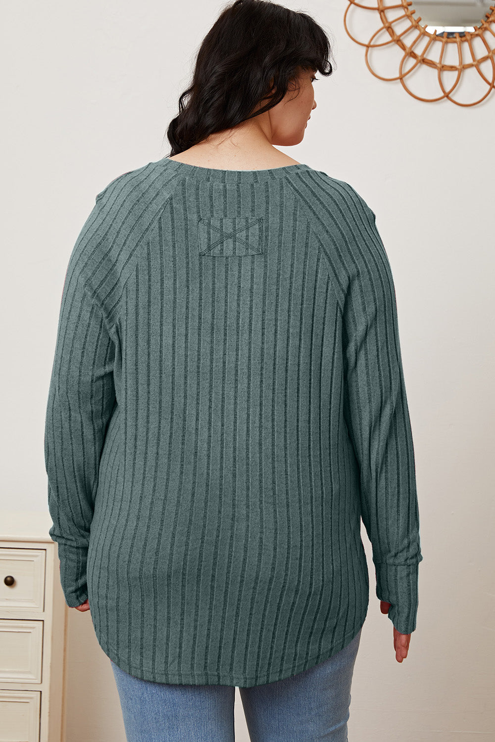 Basic Bae Full Size Ribbed Thumbhole Sleeve T-Shirt 