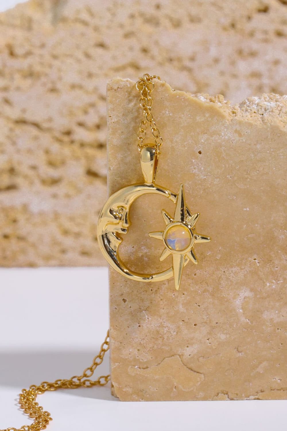 Copper 14K Gold-Plated Moon & Star Shape Pendant Necklace 