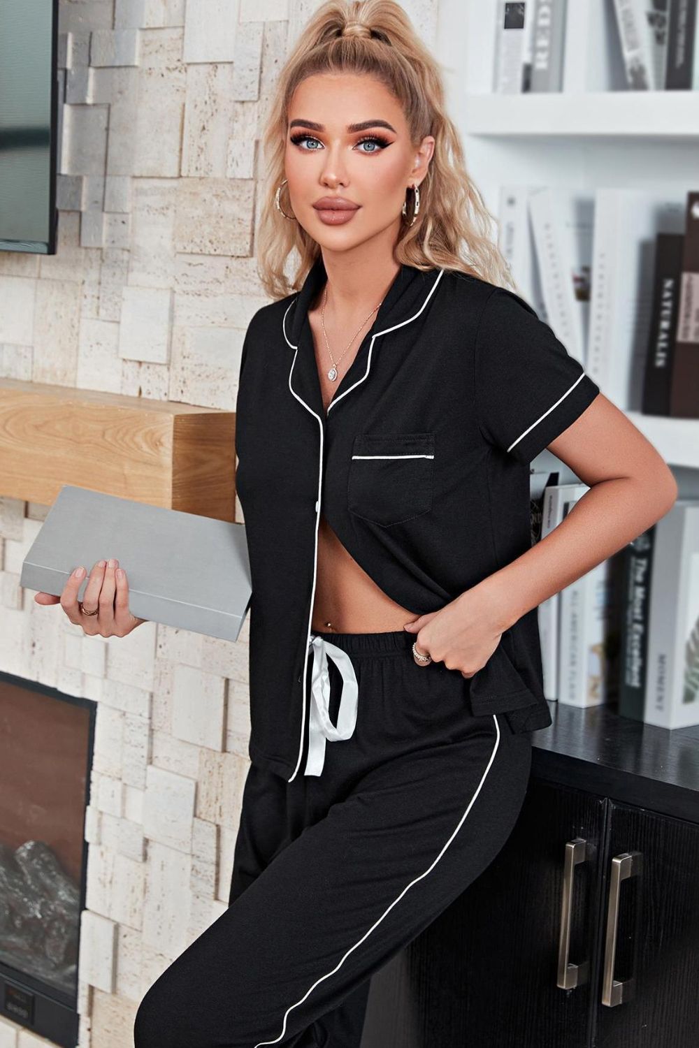 Contrast Piping Short Sleeve Top and Pants Pajama Set Lingerie & Nightwear