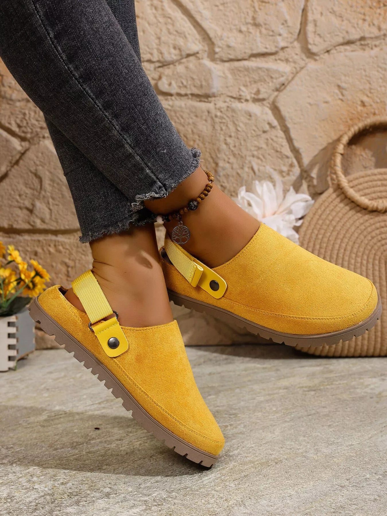 Round Toe Flats Slip-Ons 