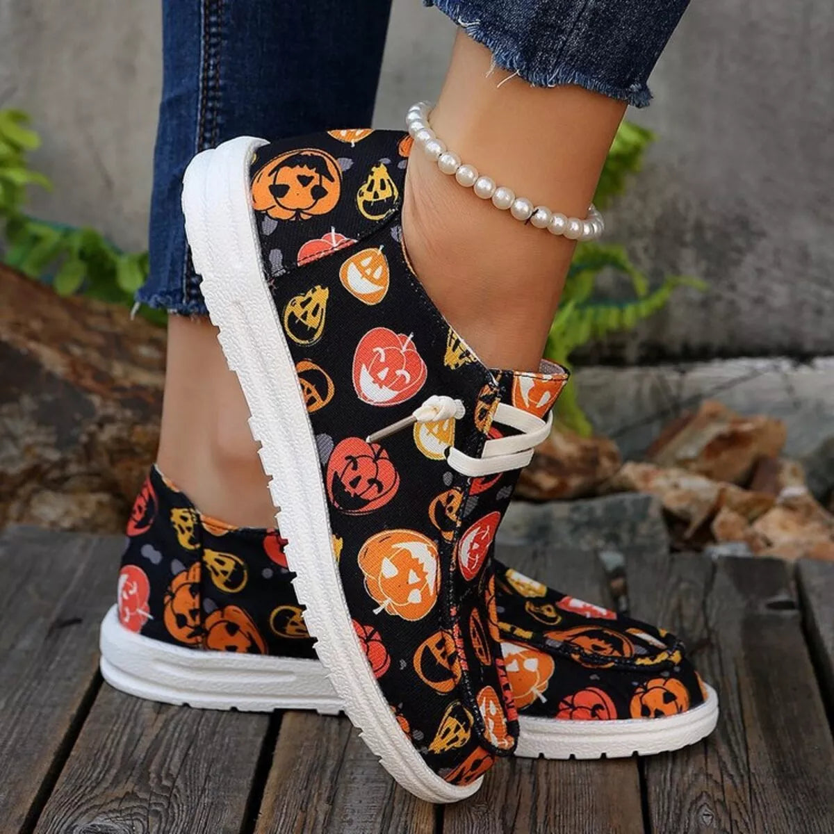 Halloween Pumpkin Print Round Toe Sneakers 