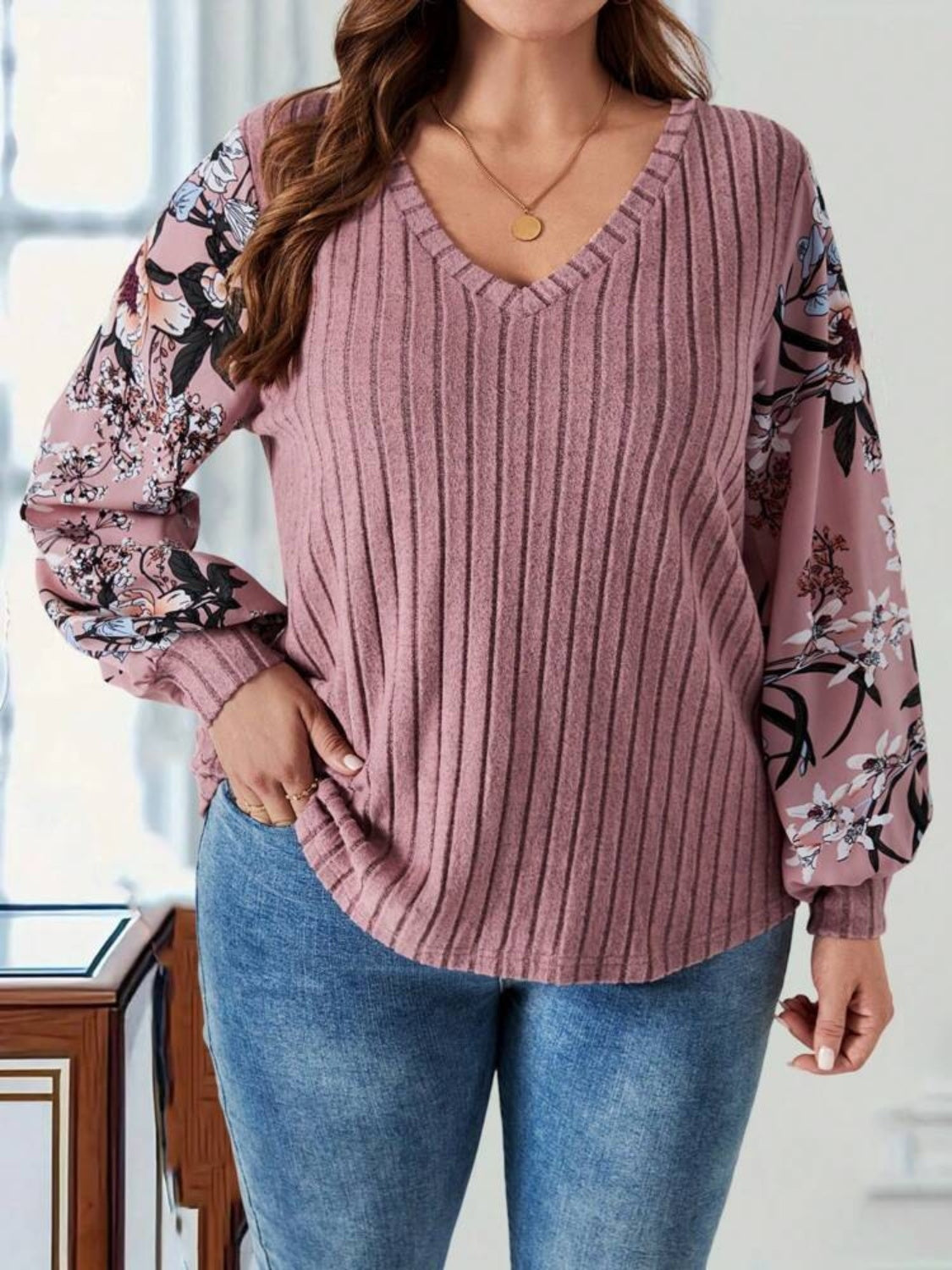 Plus Size Printed V-Neck Long Sleeve T-Shirt 