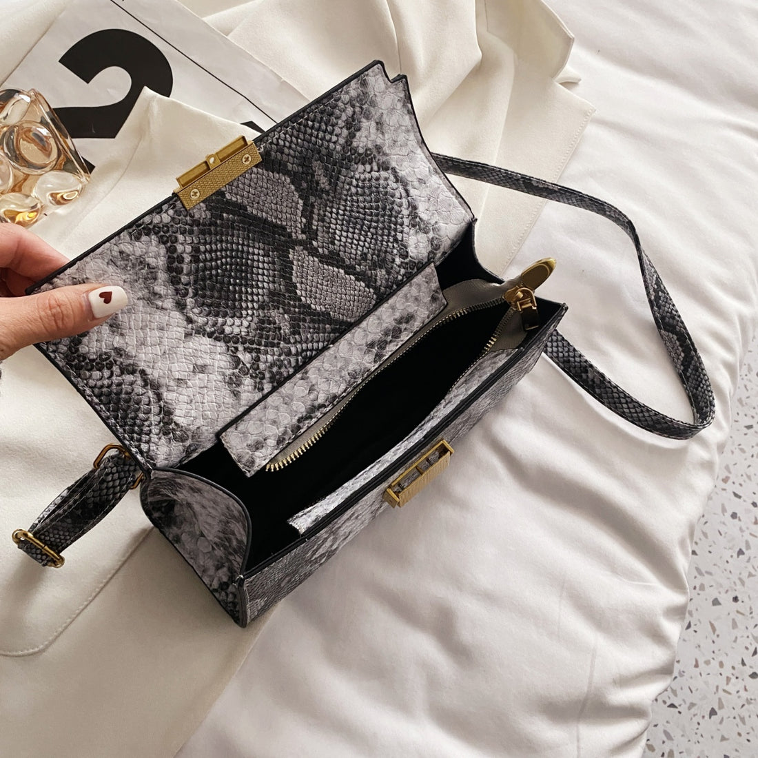 PU Leather Snakeskin Print Crossbody Bag 