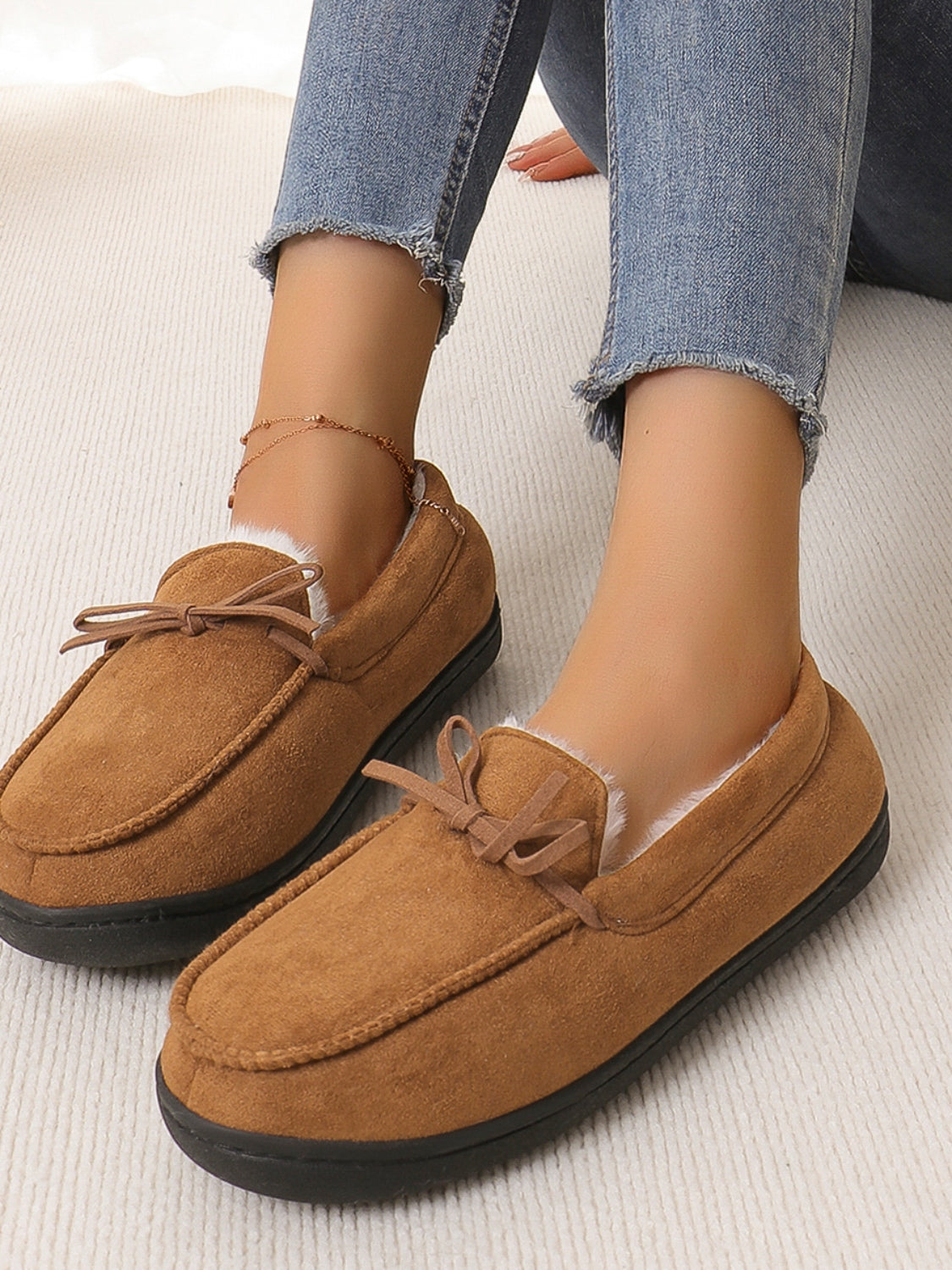 Bow Round Toe Flat Slip-Ons 