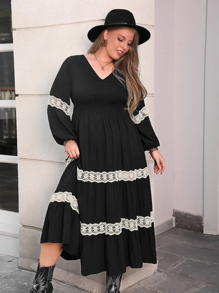 Plus Size Lace Detail V-Neck Long Sleeve Midi Dress 
