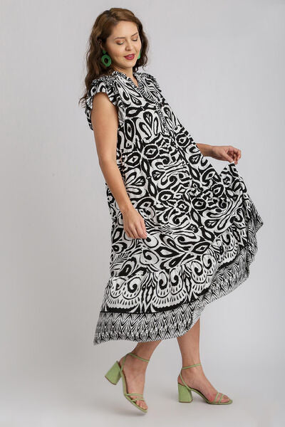 Umgee Full Size Two Tone Border Print Ruffle Cap Sleeve Midi Dress Plus Size Dresses